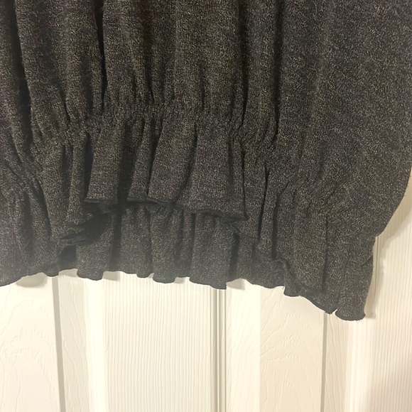 Ohmg grey super soft sweater - Picture 2 of 5